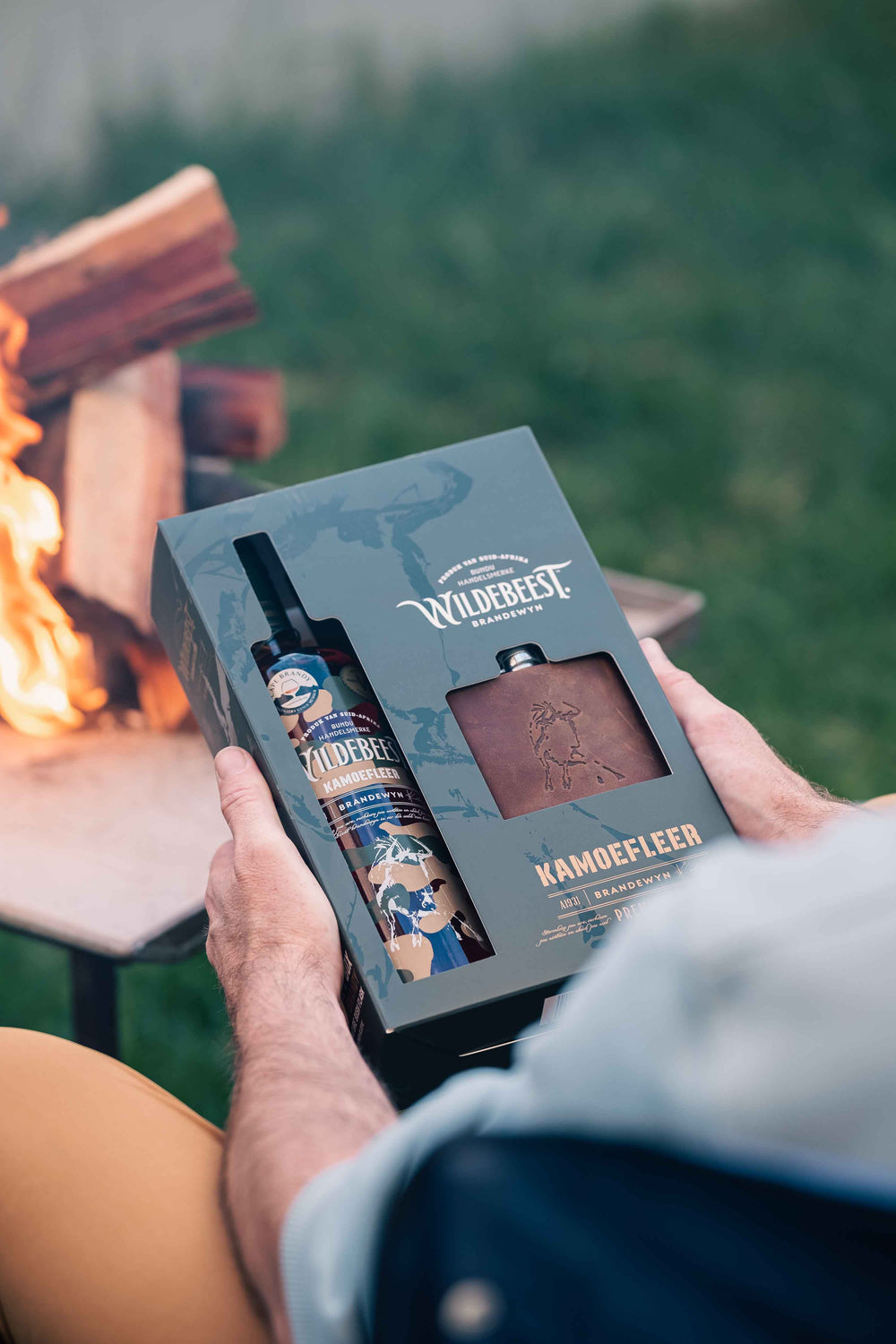 Wildebeest Premium Brandewyn Kamoefleer Gift Set (1 x 750ml)